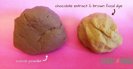 A comparison of two different hot chocolate play dough recipes