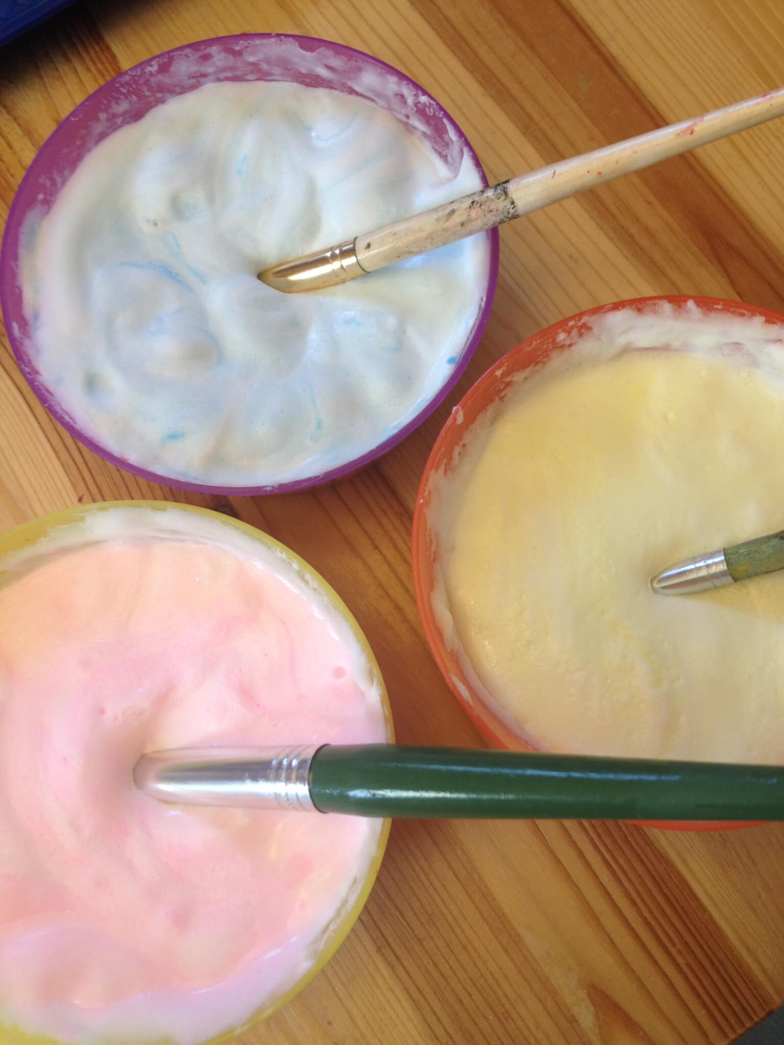Homemade puffy paint recipe -- cheap and simple!