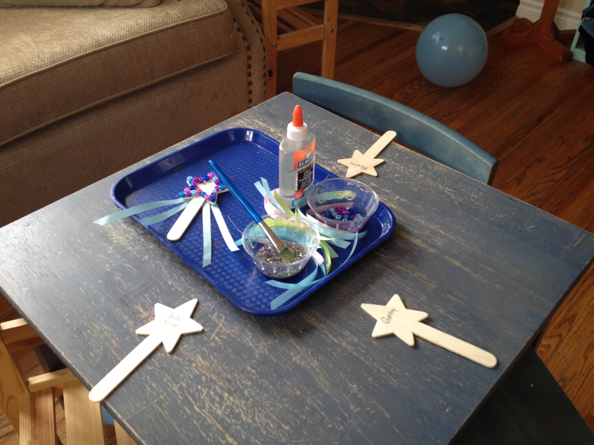 Invitation to create: Elsa wand craft for kids