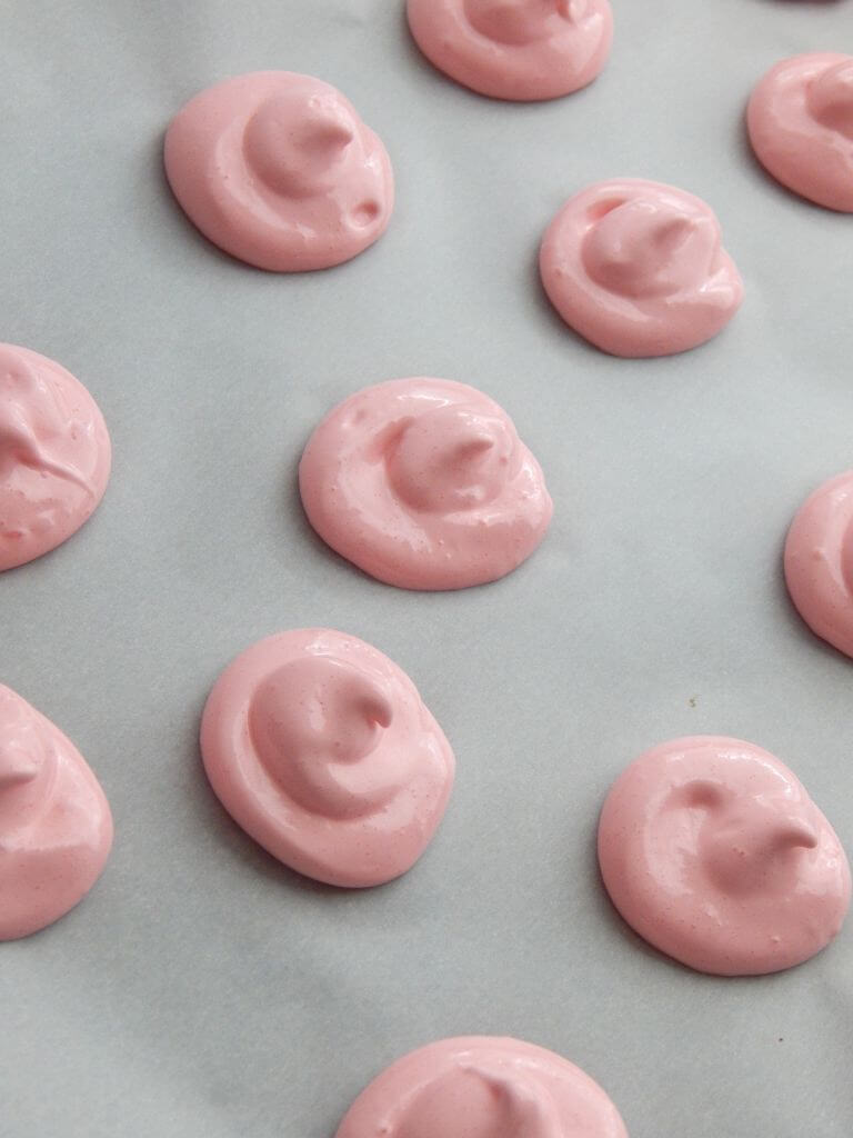 final raspberry meringue cookie process 4
