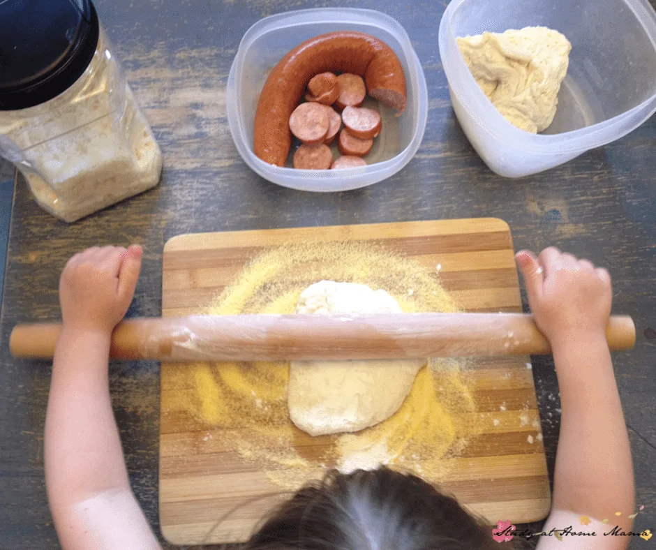 Easy pizza making set-up for kids, includes an easy healthy recipe for homemade pizza that kids can make!