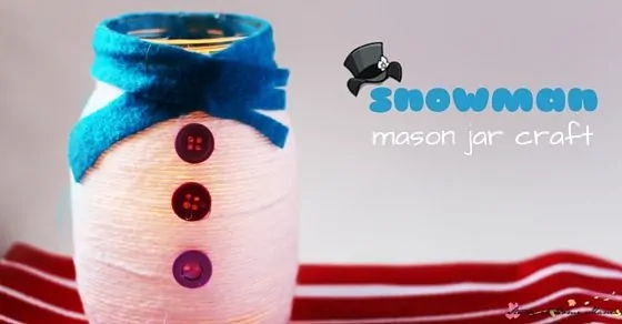 Snowman Mason Jar Craft - a simple kids craft idea that would make a gorgeous homemade gift or Christmas decoration
