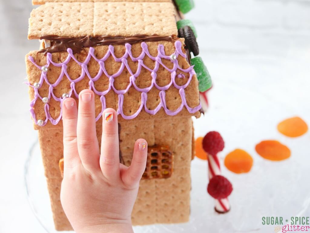 how to make cookie fairy house (4)