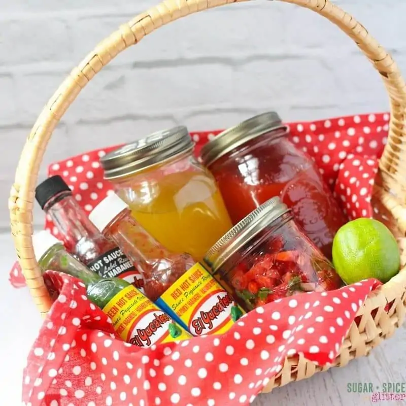 spicy gift basket (1)