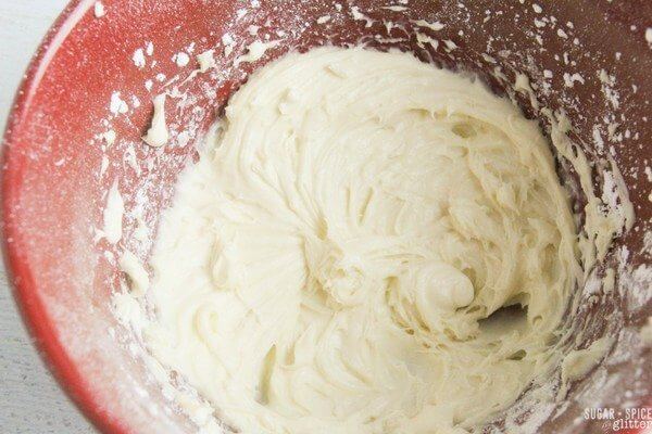 Yum, the perfect cream cheese frosting - not too sweet