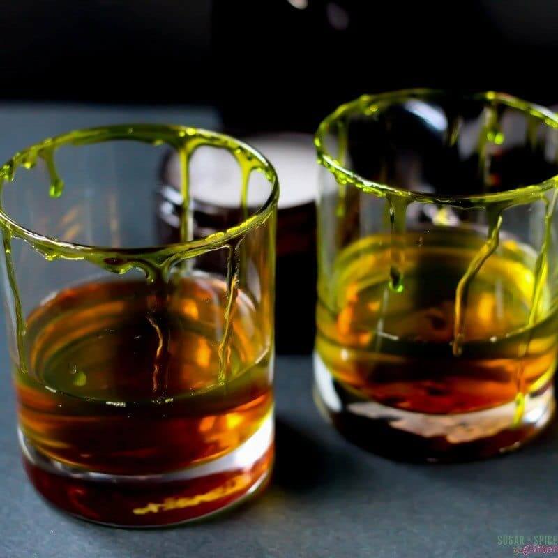 zombie-kiss-halloween-cocktail-1