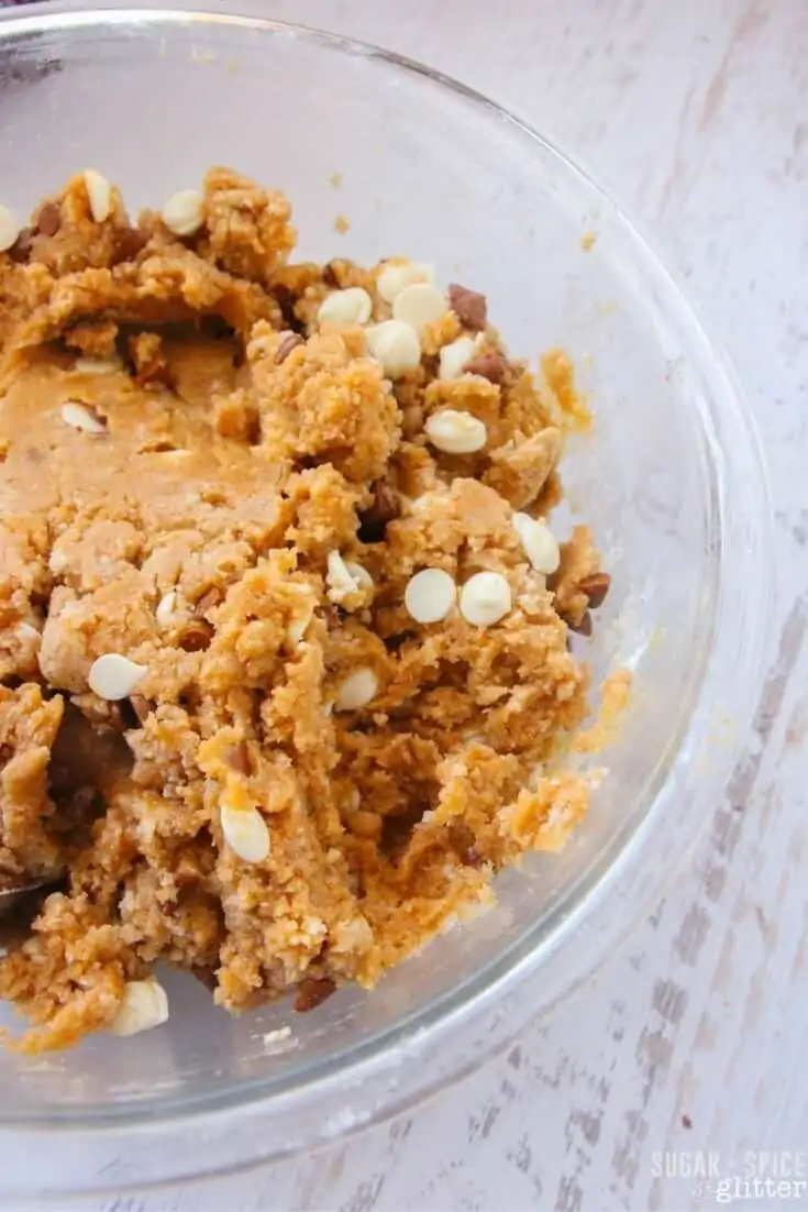 Chewy Pumpkin spice cookie dough