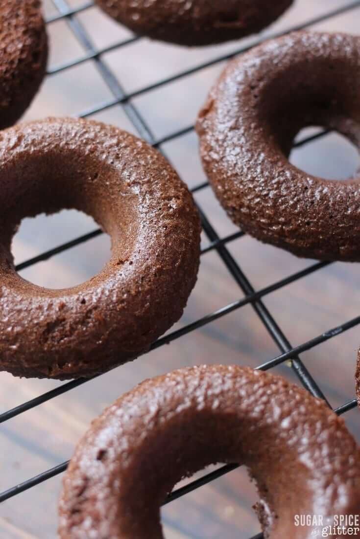 How to make chocolate cake mix donuts