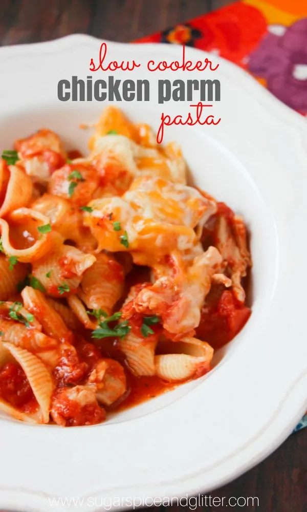 Slow Cooker Chicken Parmesan Pasta is the best crockpot pasta recipe - perfect for a busy weeknight supper! #crockpot 