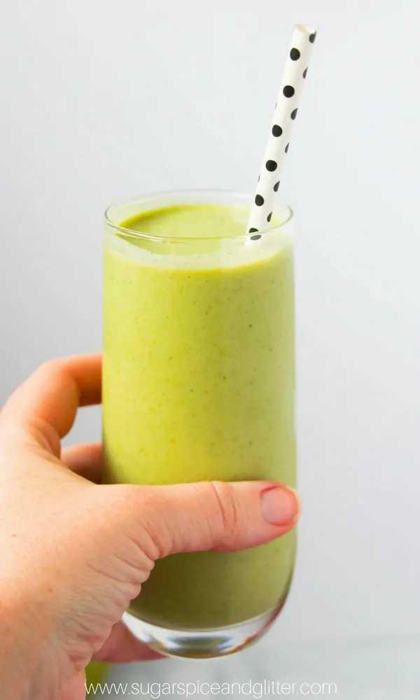 A delicious and easy kale pear smoothie recipe that kids love - perfect for an afterschool snack or breakfast for slow eaters