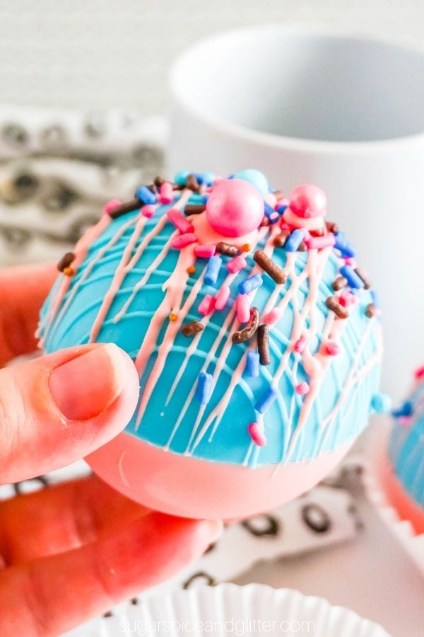 Cotton Candy Hot Chocolate Bombs