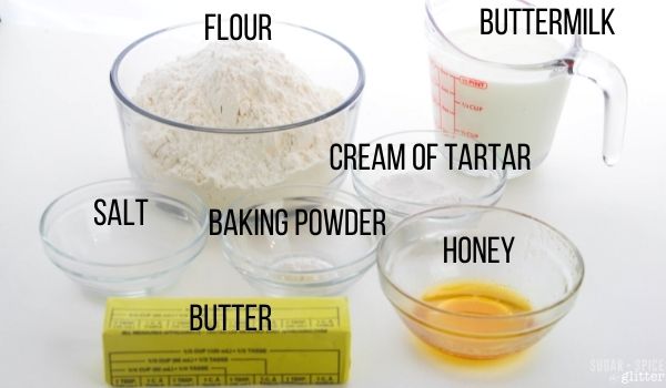 ingredients needed to make buttermilk biscuits