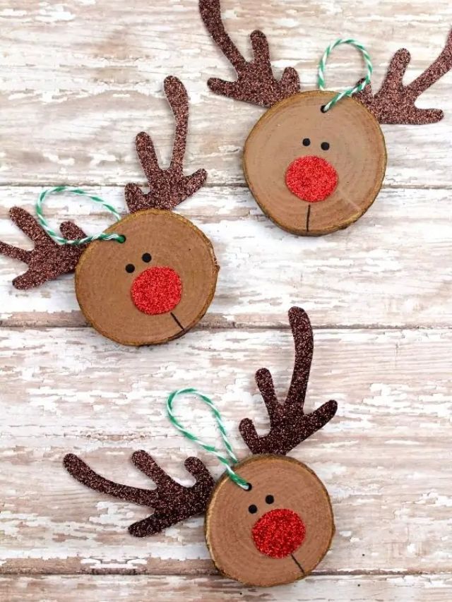 Wooden Slice Rudolph Ornament-Cover image.